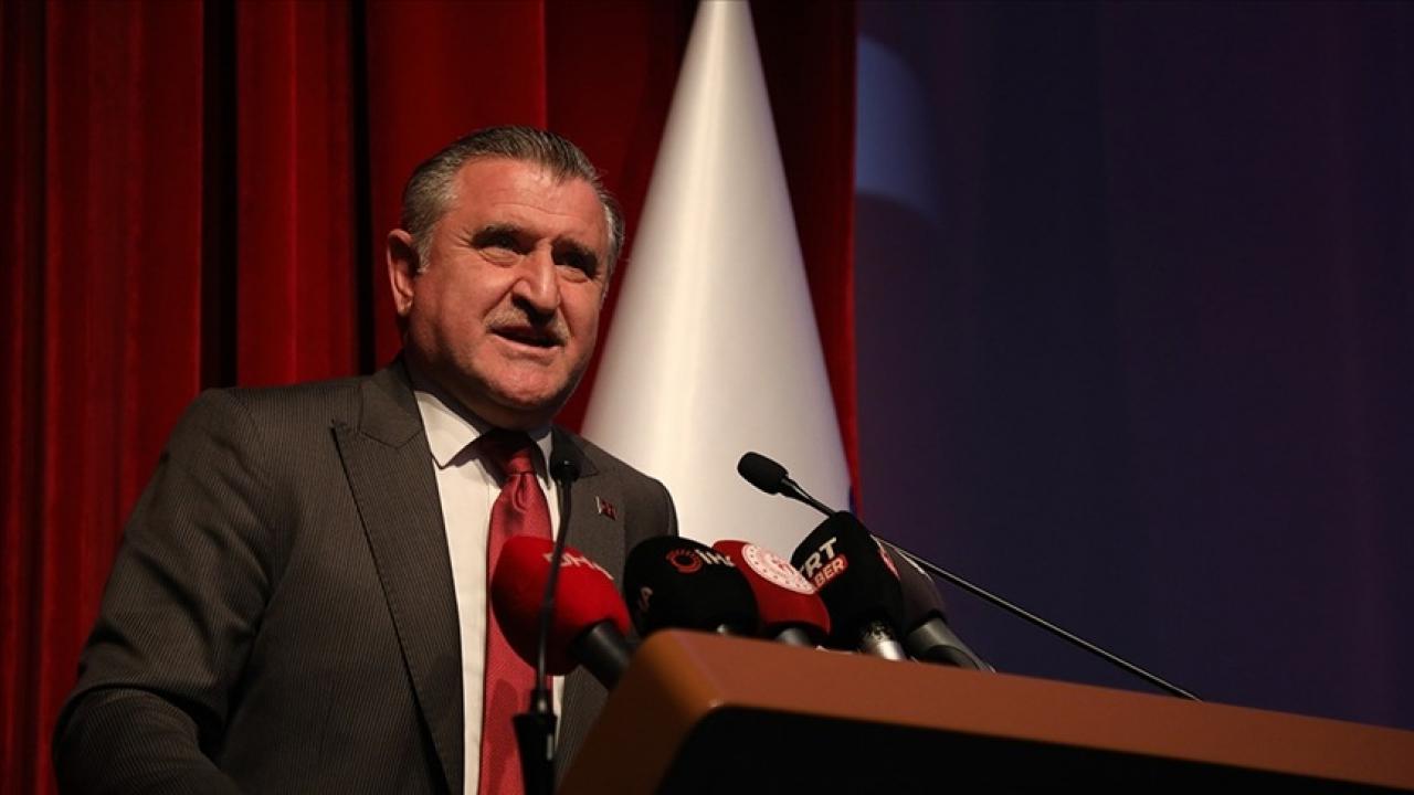 bakan-osman-askin-baktan-ramazan-bayrami-mesaji-M2PCJQSJ.jpg