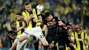 tffden-aciklama-geldi-istanbuldaki-deprem-sonrasi-maclar-ertelenecek-mi-ux8qgdwi.jpg
