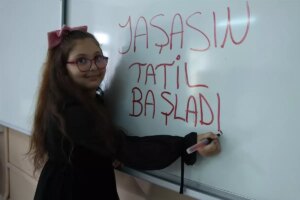 20-milyon-ogrenci-karne-alacak-yaz-tatili-basliyor-PNDuhdCg.jpg