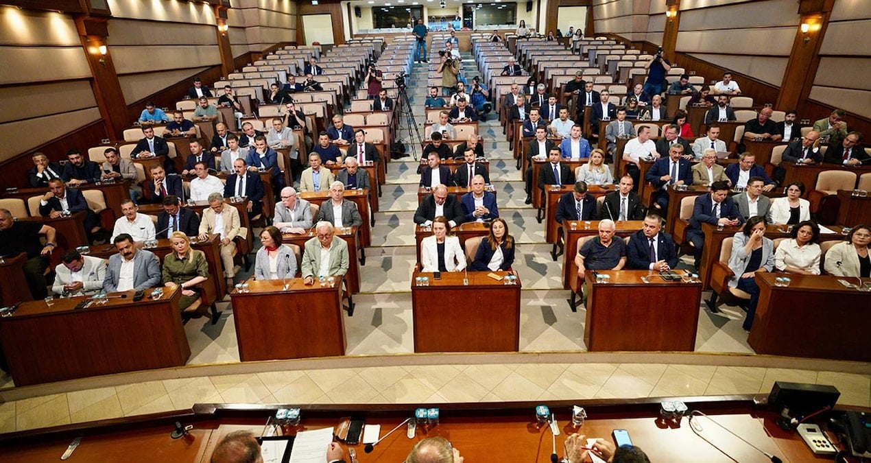 chpli-baskanlar-sarachanede-toplandi-OIPXMehw.jpg