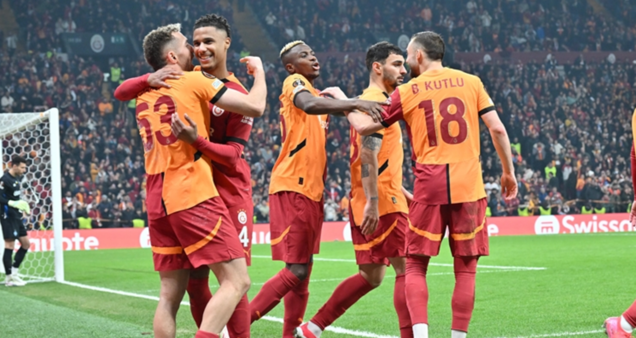 galatasarayin-yeni-forma-sponsoru-belli-oldu-XdrcOHvG.jpg