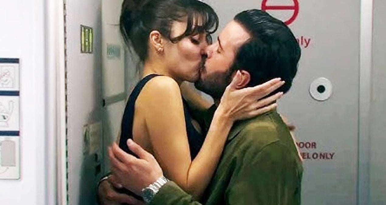 hande-ercel-ve-baris-arducun-cesur-sahneleri-gundem-oldu-FWSTOyCF.jpg