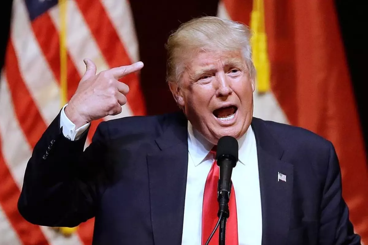 trump-karari-duyunca-resmen-cildirdi-gercek-bir-aptal-QHs31it4.jpg