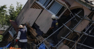 deprem-oldu-kitabi-gundeme-oturdu-5-temmuza-dikkat-gcpwFWYD.jpg