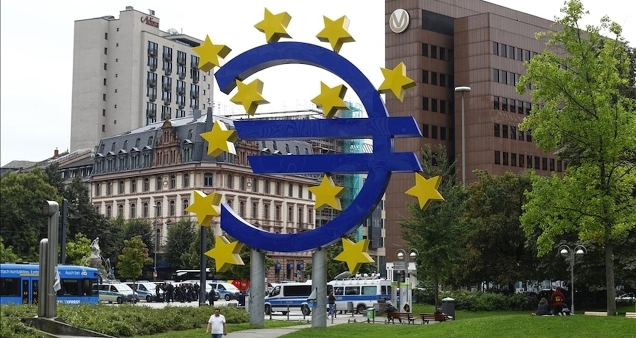euro-bolgesinde-ekonomik-toparlanma-sinyali-Uywm9EME.jpg
